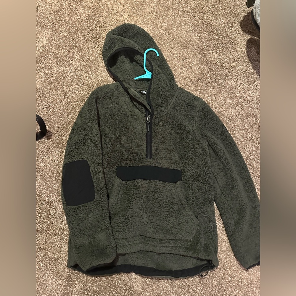 Green sherpa north face pull over